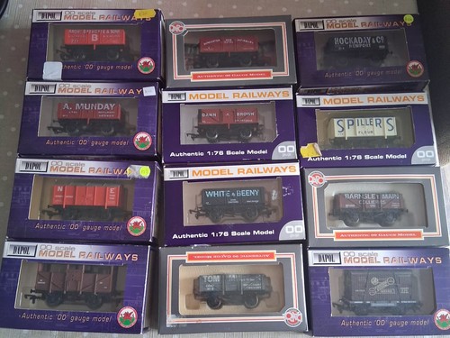 Dapol gauge wagons put in - gauge,