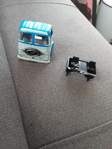 Corgi erf cab only - lv,