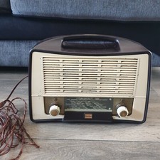 Vintage Bakelite Valve Radio