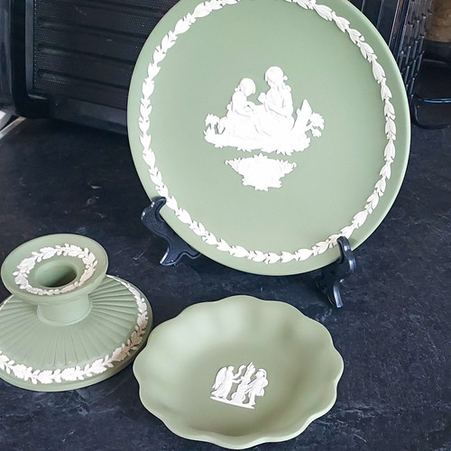Wedgwood collectable pieces - collectable,