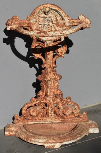 Victorian cast iron umbrella - cast,