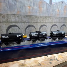 OO Gauge Bachmann 37-669  Set