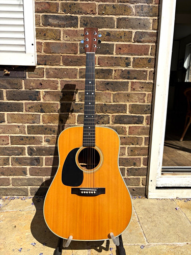 Left handed 1974 martin - left-handed,