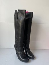 Russell & Bromley Stuart