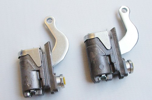 Rear wheel brake cylinders - rear,
