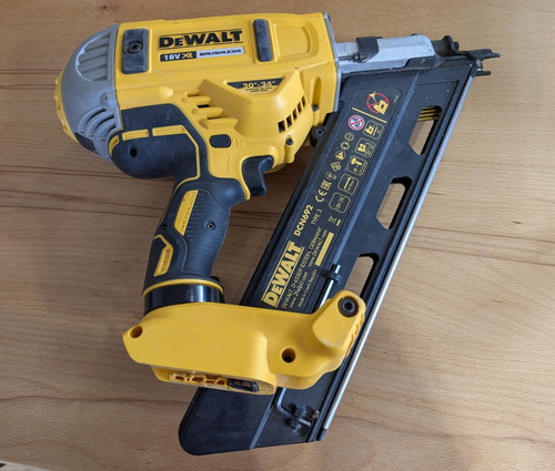 Dewalt dcn692 18v - dewalt, brushless