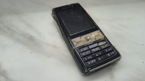 Tg1839 sony ericsson k800i - sony,