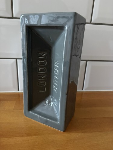 Stolen form london - brick, vase