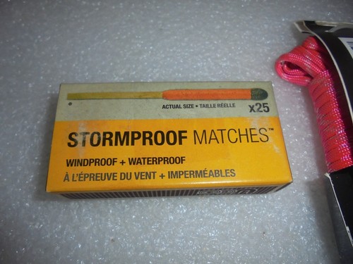 Uco storm proof - matches, 25