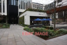 PHOTO  BARBIE GREEN LONDON