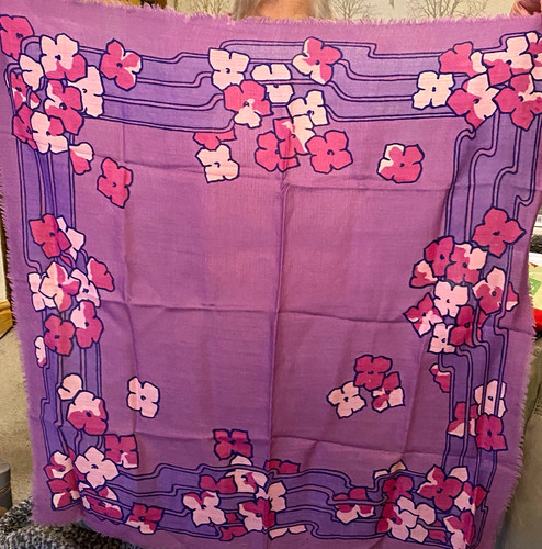 Vintage fringed scarf purple