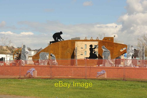 Photo 6x4 lincoln - 6x4, tank