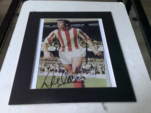 Dave watson sunderland signed - dave,