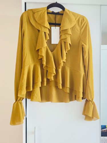 New zara front frill - 💗new,