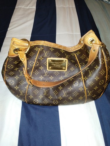 Louis vuitton shoulder - louis, pm