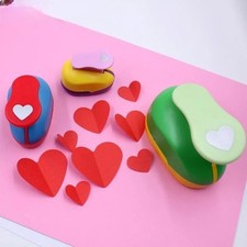 Heart Shape Hole Punch for DIY Crafts and Personalized Tags Random Color 1PC