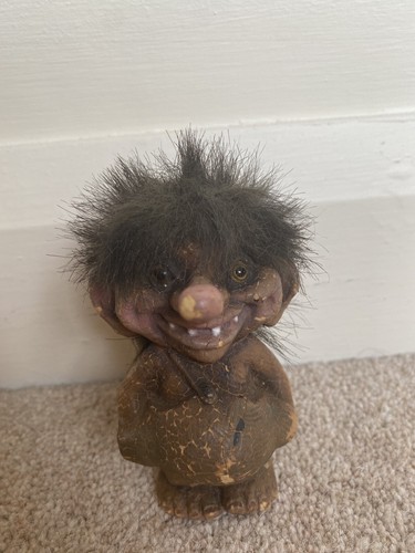 Form troll doll 018 - form,