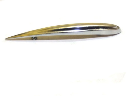 Brand new vespa mudguard - brand, crest