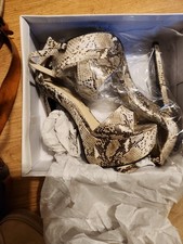 Koi Couture Women's Shoes Size 5