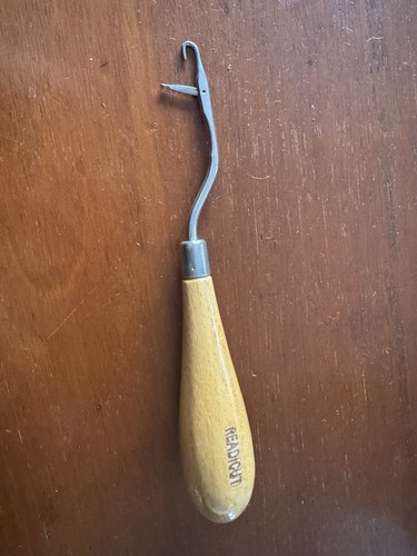 Rug hook tool - rug, wooden