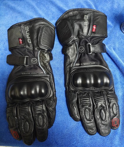 Used dane tyril black unisex - used,