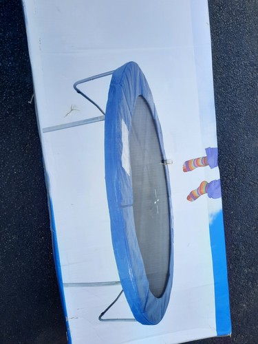 12ft round trampoline - b, q