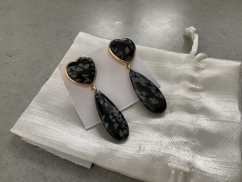Lola rose obsidian snowflake - lola,