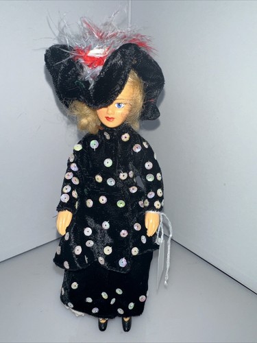 Peggy nisbet model - peggy, b315