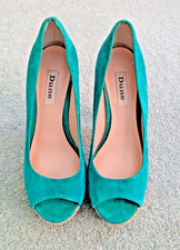 Dune of London Emerald Green