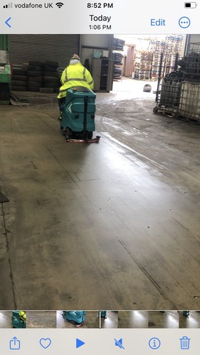 Ride sweeper scrubber - ride, on