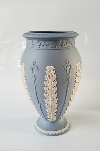 Wedgwood jasper blue - wedgwood, vase