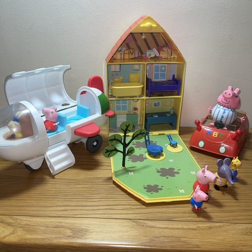 Peppa pig family - pig's, home