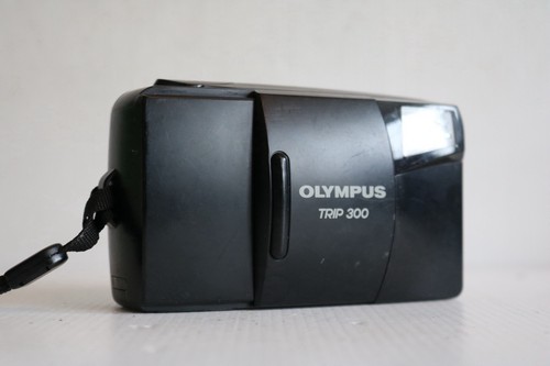 Olympus trip 300 35mm - 35mm, point