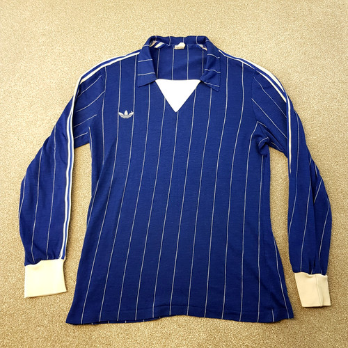 Vintage adidas football - adidas, shirt
