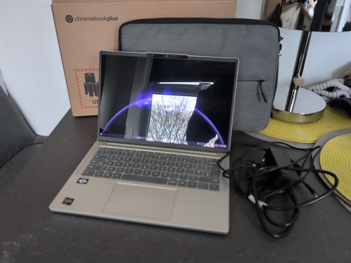 Lenovo chromebook plus - lenovo,