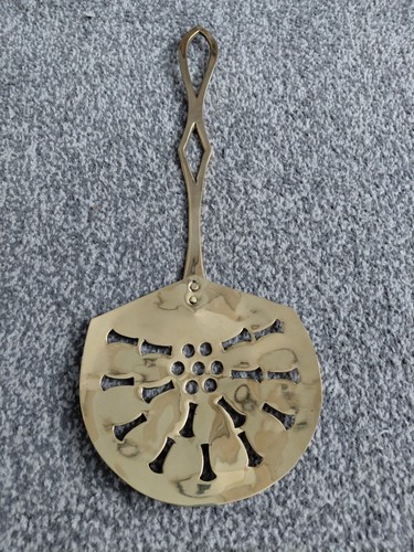 Vintage pierced brass skimmer - brass,