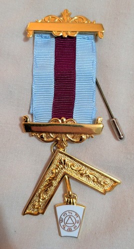 Irish masonic past very - past,