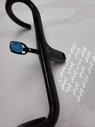 Black inc carbon - -, integrated