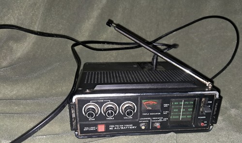 Panasonic portable radio - portable,