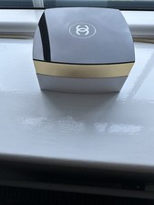 CHANEL No.5 The Loose Perfumed