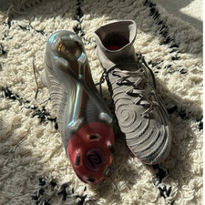 Nike Grey Pink Football Boots