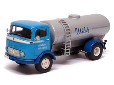 Mercedes LP 911 Milk Tanker -