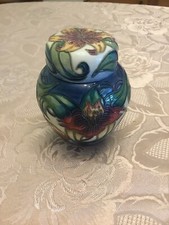 Moorcroft. Anna lily ginger