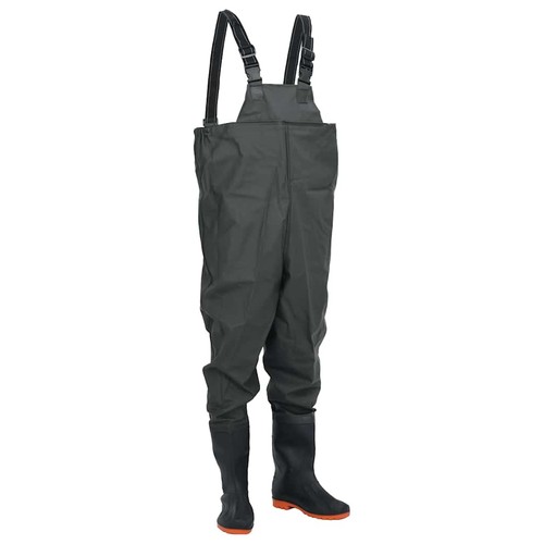 Chest waders with - chest,