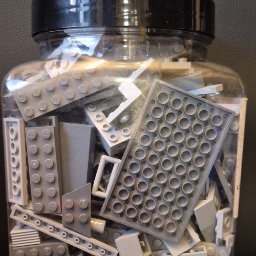 Lego bulk lot mixed bricks - mixed,