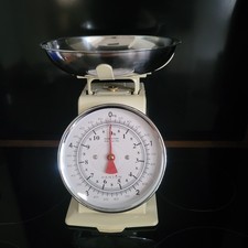 Vintage Retro Hanson Metal Kitchen Weighing Scales & Bowl