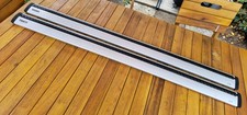 Thule 711200 WingBar Evo 118 Roof Bars c/w T-Slot Rubber Strips (2 Pack)