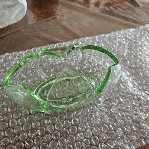 Bagley art deco green - art,