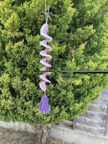 Purple white pinkspiral wind - purple,