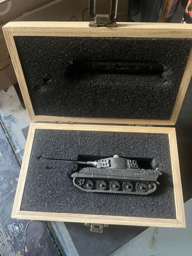 King tiger tank - 1/72,